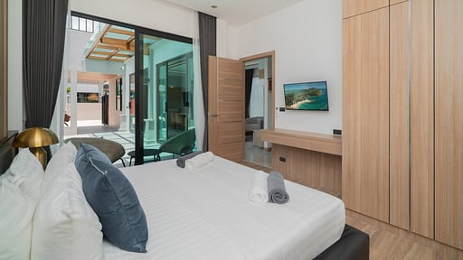 Rawayana Central Park Three Bedroom Grand Deluxe Villa Bedroom 2