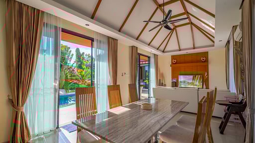 Rawayana West Four Bedroom Villa Salle à manger