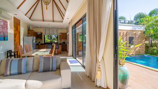 Rawayana West Three Bedroom Superior Villa Living room