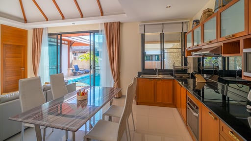 Rawayana West Two Bedroom Villa Salle à manger