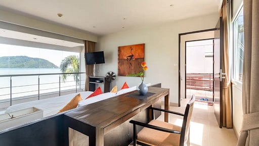 Raya Beachloft Bedroom 1