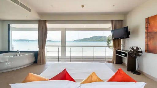 Raya Beachloft Bedroom 1