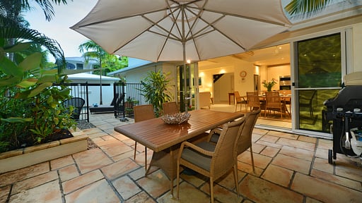 Reef Villa Port Douglas Dining area 2