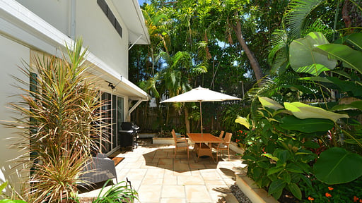 Reef Villa Port Douglas Dining area 2