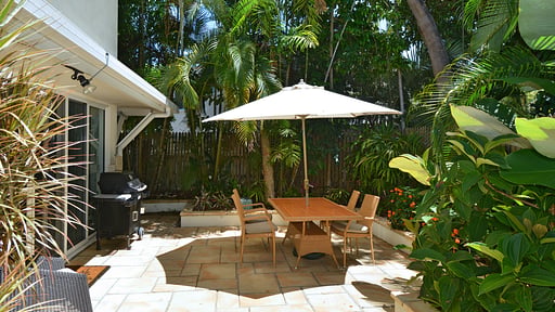 Reef Villa Port Douglas Dining area 2