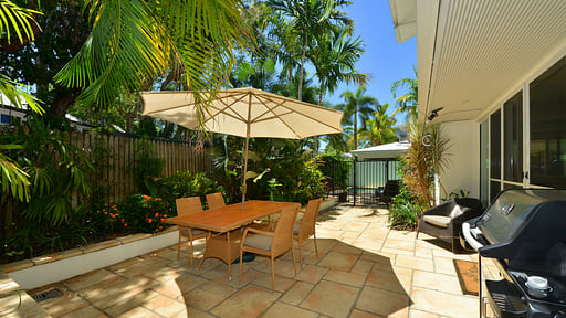 Reef Villa Port Douglas Dining area 2