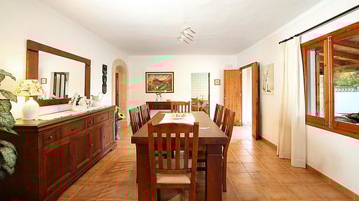 Rei Vila Обеденная зона