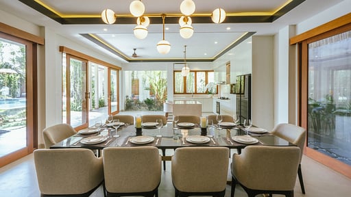 Reillo Estate Dining area 1