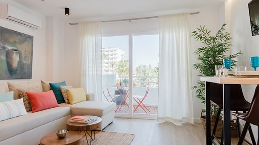 Rental Holidays Apartment Living room