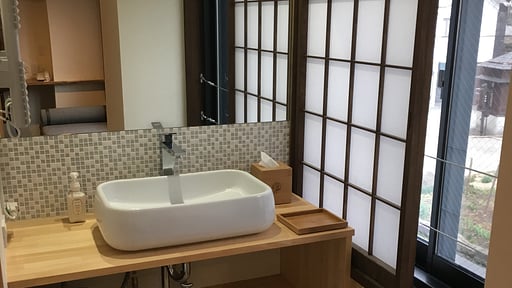 Residence Yasushi Deluxe Twin Suite Bedroom 1