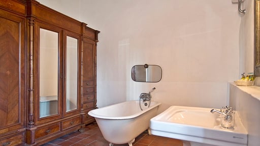 Villa Ricavoli Bedroom 1
