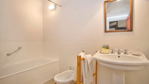 Villa Ricavoli Bedroom 6