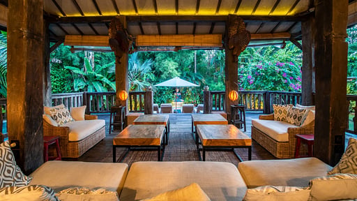 Villa River Garden Living room