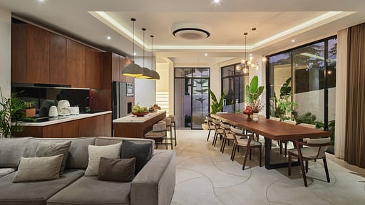 River Villa Kitchen
