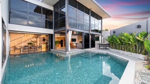 Riverhouse Villa Swimming pool