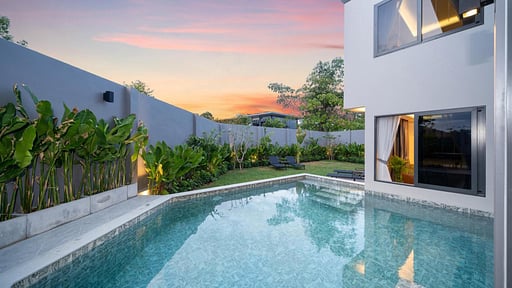 Riverhouse Villa Swimming pool