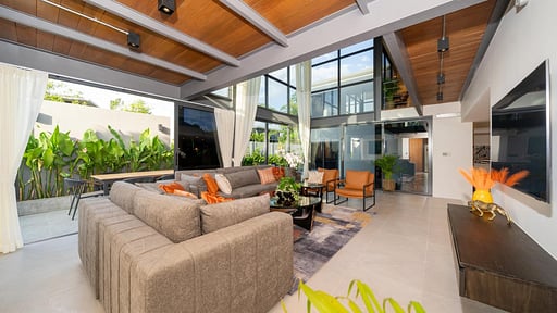 Riverhouse Villa Living room 