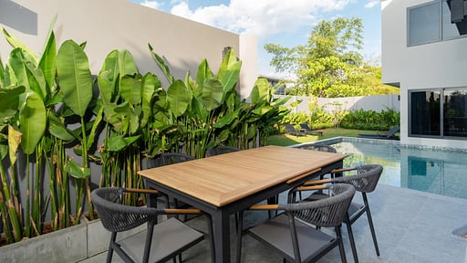 Riverhouse Villa Swimming pool