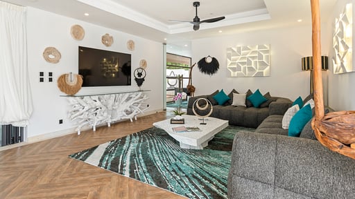 Riverside Villa Living room