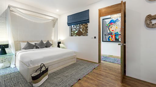 Riverside Villa Bedroom 1