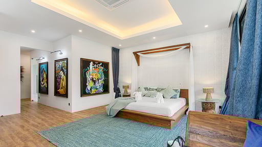 Riverside Villa Bedroom 3