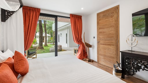 Riverside Villa Bedroom 4