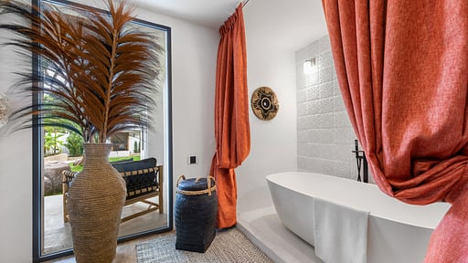 Riverside Villa Bedroom 4