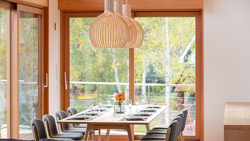 Ro-An Chalet Dining area