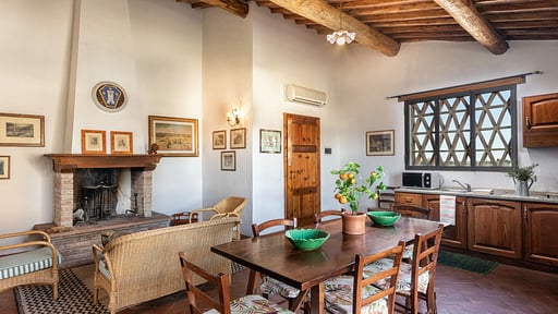 Robinia Apartment Kitchen