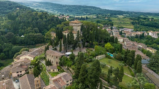 Rocca di Cetona - a Medieval Castle Autres