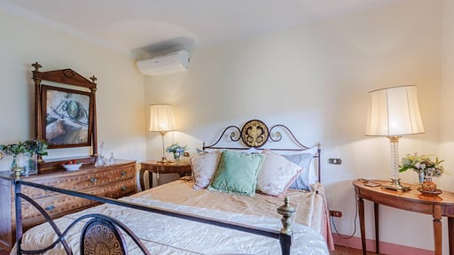 Rocca di Cetona - a Medieval Castle Chambre 2