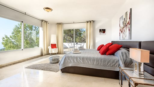 Villa Romero Schlafzimmer 1