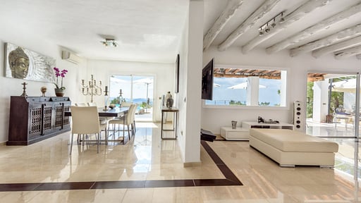 Villa Romero Essecke