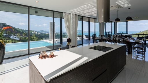 Roong Arun at Verano Residence Kitchen