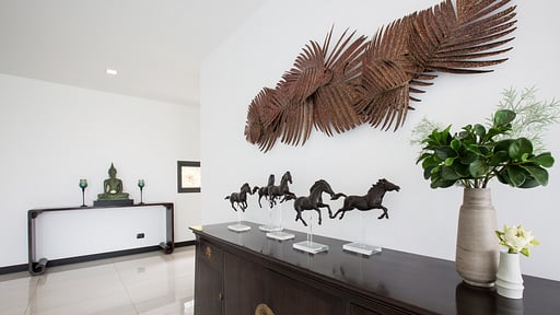 Roong Arun at Verano Residence Living room