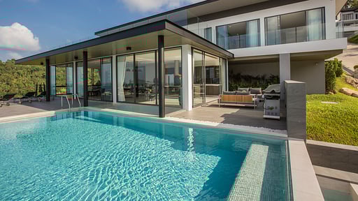 Roong Arun at Verano Residence Swimming pool