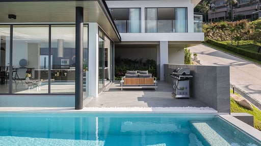 Roong Arun at Verano Residence Swimming pool