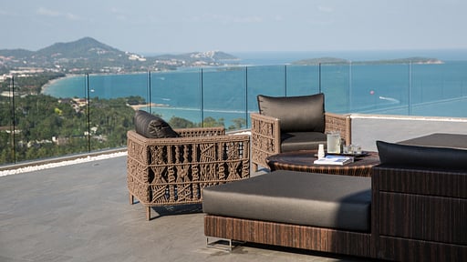 Roong Arun at Verano Residence Terrace/Veranda