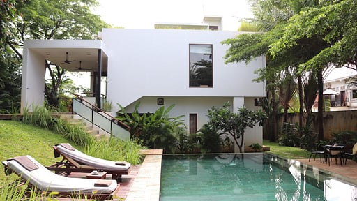 Rose Apple Residences Swimming pool