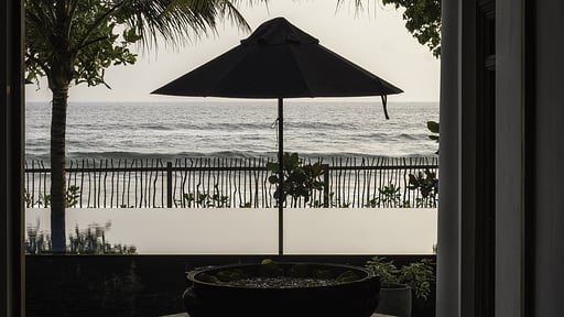 Royal Indigo Villa Swimming pool 1