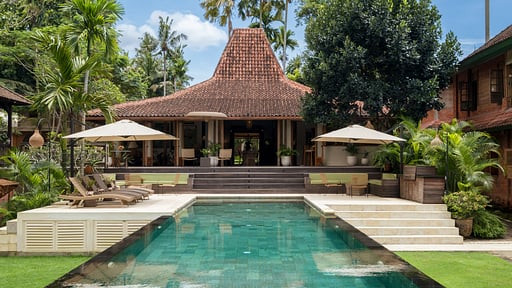 Rumah Melati Estate Swimming pool