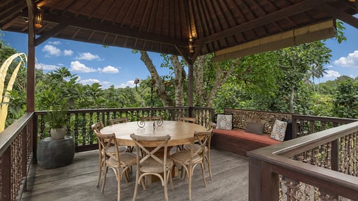 Rumah Melati Estate Dining area 1
