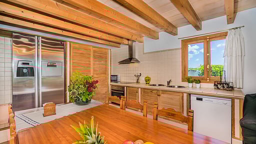 Caseta De Lloseta Dining area