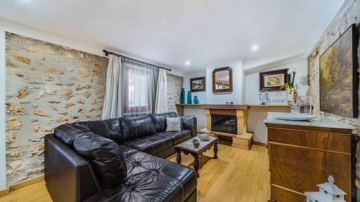 Caseta De Lloseta Living room