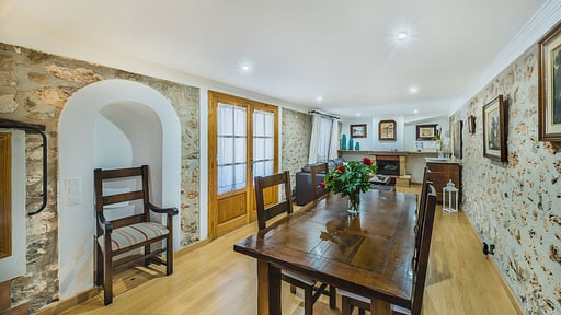 Caseta De Lloseta Living room