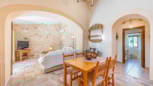 Sa Casa Nova Dining area