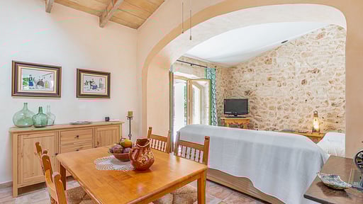 Sa Casa Nova Dining area