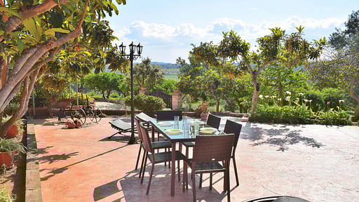 Villa Sa Caseta des Padrí Обеденная зона