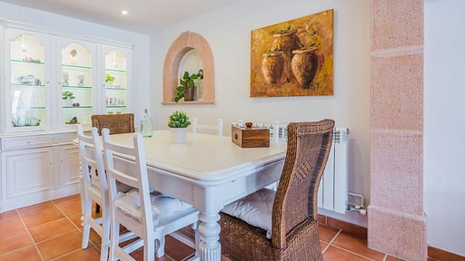 Sa Marina House Dining area