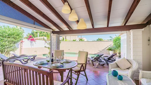 Sa Marina House Dining area